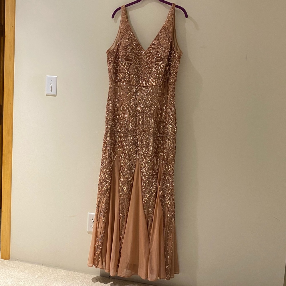 Nightway Gown 14W Peach Nude Sequin Mermaid